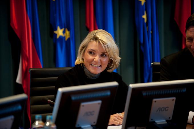 Dva tedna po izbruhu Afere Dimic je Simona Dimic, prva dama v kabinetu takratnega premiera Boruta Pahorja, odstopila s položaja.  | Foto: Matej Leskovšek