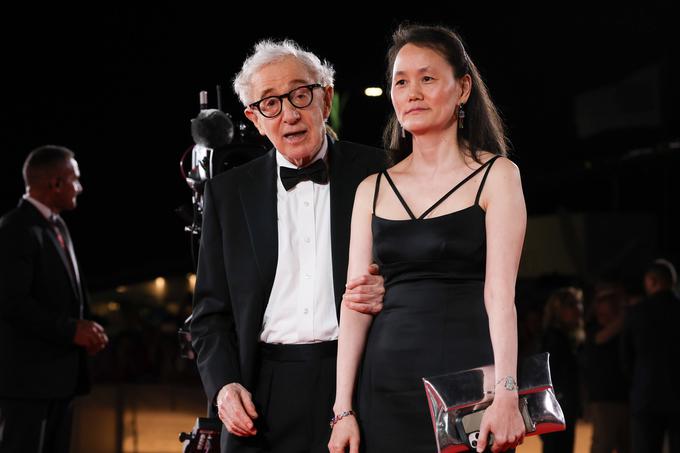 Režiser judovskega rodu Woody Allen in južnokorejska igralka Soon-Yi Previn sta poročena od leta 1997. | Foto: Guliverimage