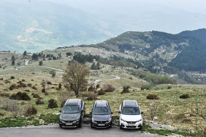 Peugeotova družinica treh crossoverjev, ki se med seboj dobro dopolnjujejo in ponujajo voznikom kar izrazite uporabniške razlike. | Foto: Gašper Pirman