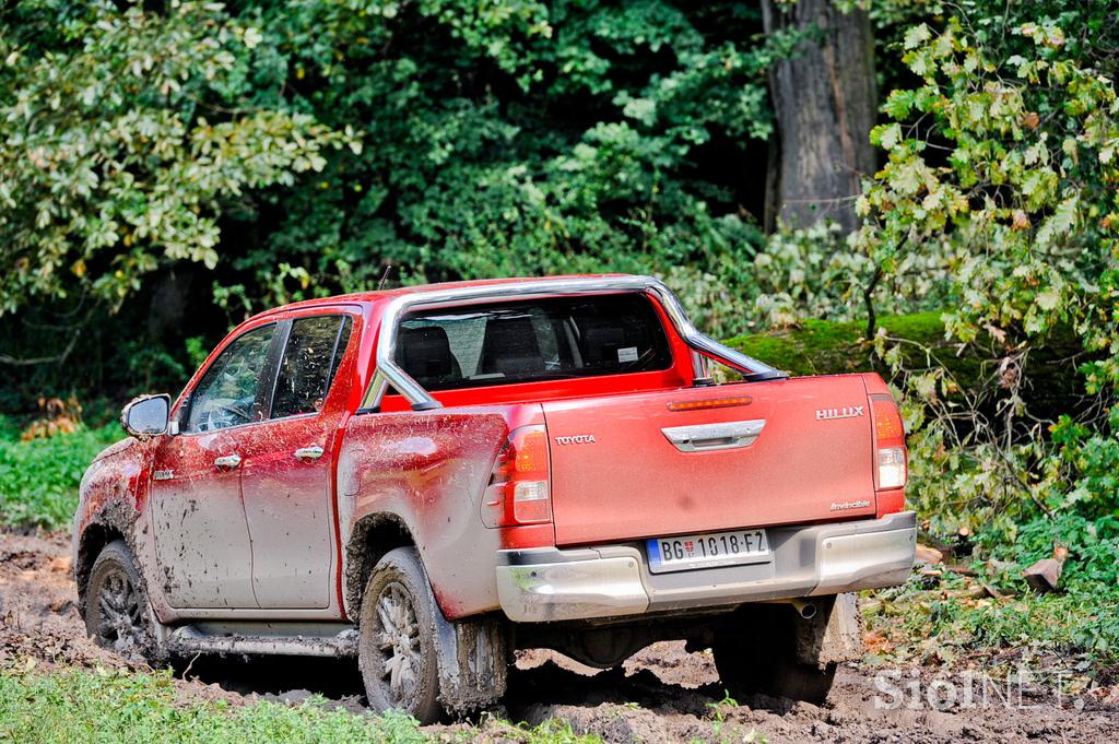 Toyota hilux - terenski preizkus Srbija, Fruška gora