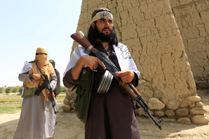 Afghanistan talibani | Kot je za AFP dejal predstavnik Nata, zavezništvo za zdaj v Afganistanu ohranja svojo diplomatsko prisotnost, poroča STA, zaradi varnostnih razlogov pa ni želel razkriti natančnega števila osebja. | Foto Reuters