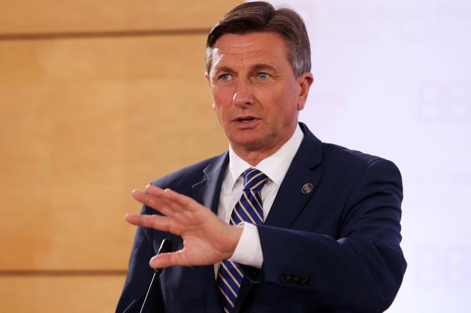 Borut Pahor | V uradu predsednika republike Boruta Pahorja so opozorili, da bi postopek imenovanja predsednika KPK lahko zapletlo sprejemanje novele zakona o preprečevanju korupcije. | Foto Reuters