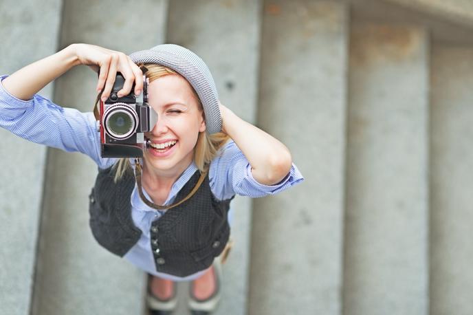ženska, dekle, fotografija, fotoaparat | Foto Shutterstock