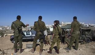 Izrael med iskanjem najstnikov prijel 80 Palestincev