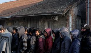 Po več urah rešen zaplet z begunci v BiH