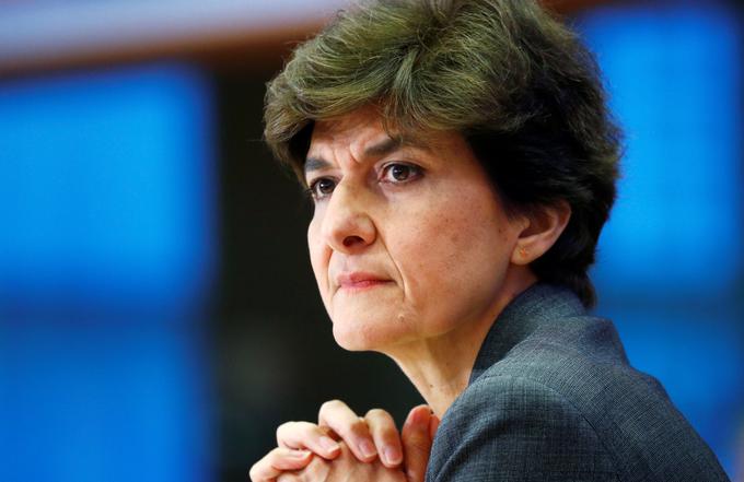 Nova komisija naj bi začela delati prvega novembra, vendar je padec francoske komisarske kandidatke Sylvie Goulard na izpitu v Evropskem parlamentu minuli teden vse postavil na glavo. | Foto: Reuters