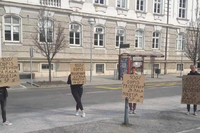 protest samozaposleni podjetniki Maribor | Foto Nataša Gašperut