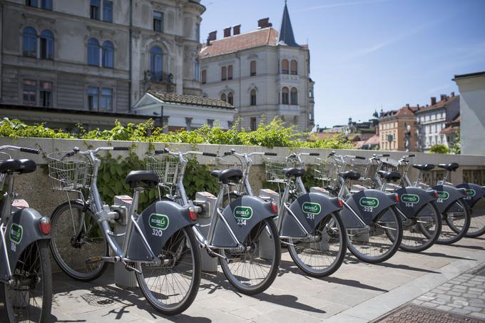 Javni sistem izposoje koles je ena od pozitivnih sprememb javnega prometa, ki se je med sodelujočimi v raziskavi REUS znašla pri vrhu izboljšav, ki so jih opazili v zadnjem času. | Foto: Siol.net/ A. P. K.