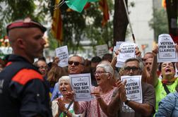 Protesti za referendum o neodvisnosti Katalonije se nadaljujejo