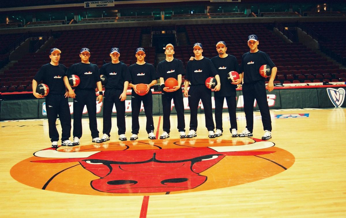 Žabe | Ekipa, ki je leta 1998 nastopila v Chicagu v ligi NBA. | Foto Osebni arhiv Žabe