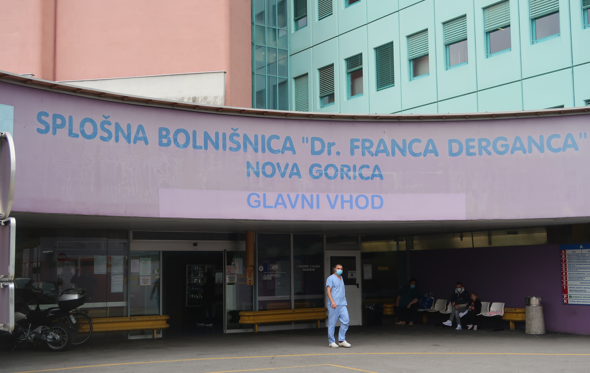 Šempeter pri Gorici, bolnišnica Šempeter, bolnišnica Franca Derganca |  V tožbenem postopku je žena umrlega 52-letnega delavca iz Anhovega zahtevala 32.841 evrov, otroka in mati umrlega pa vsak po 25 tisoč evrov. | Foto STA