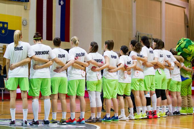 Slovenske košarkarice so korak od velikega uspeha za slovensko košarko. | Foto: Urban Urbanc/Sportida