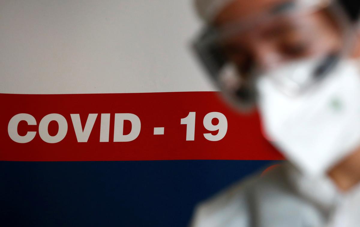 covid | V sredo so v Sloveniji opravili 5.618 PCR-testov in z njimi potrdili 1.011 okužb z novim koronavirusom. | Foto Reuters