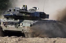 V Ukrajini prvič spopad nemških leopardov z ruskimi tanki? #video