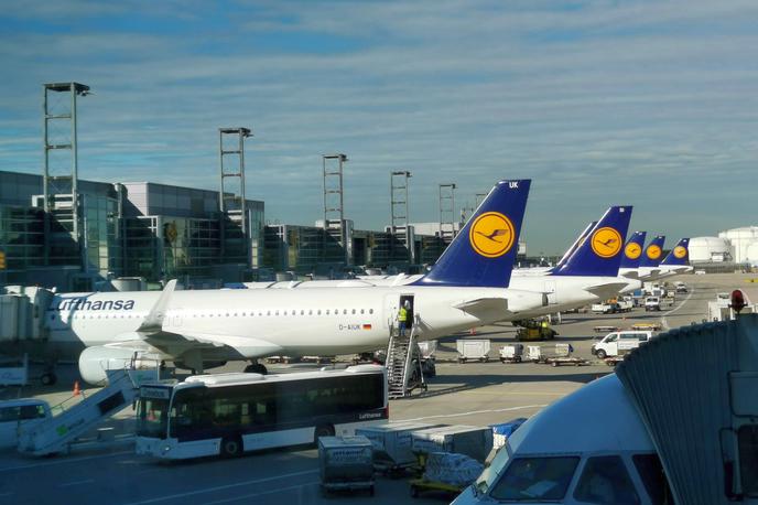 letališče Frankfurt, Lufthansa, Fraport | Letalski promet še dolgo ne bo takšen, kot smo ga bili vajeni pred epidemijo.  | Foto Srdjan Cvjetović