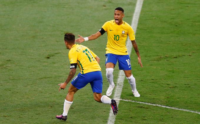 Coutinho in Neymar sta velika prijatelja in soigralca v brazilski izbrani vrsti. | Foto: Reuters