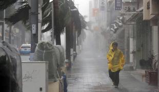 Japonski grozi močan tajfun Trami