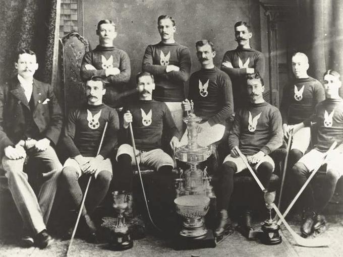 Montreal Hockey Club prvi Stanleyjev pokal 1894 | Foto: Thomas Hilmes/Wikimedia Commons