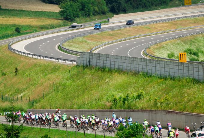 Slovenske ceste so pripravljene, prav tako pa tudi glavni akterji dirke Po Sloveniji. Nastopilo jih bo kar 140. | Foto: 