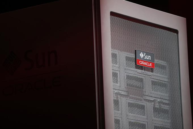 Oracle se je po številnih bitkah v predpreteklem desetletju pobral, danes je, kar zadeva letni prihodek, drugi največji proizvajalec programske opreme na svetu (prvi je Microsoft). Tržna kapitalizacija Oracla znaša več kot 150 milijard evrov. | Foto: Reuters