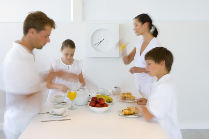 Družina, stres, jutro, zajtrk | Foto Thinkstock