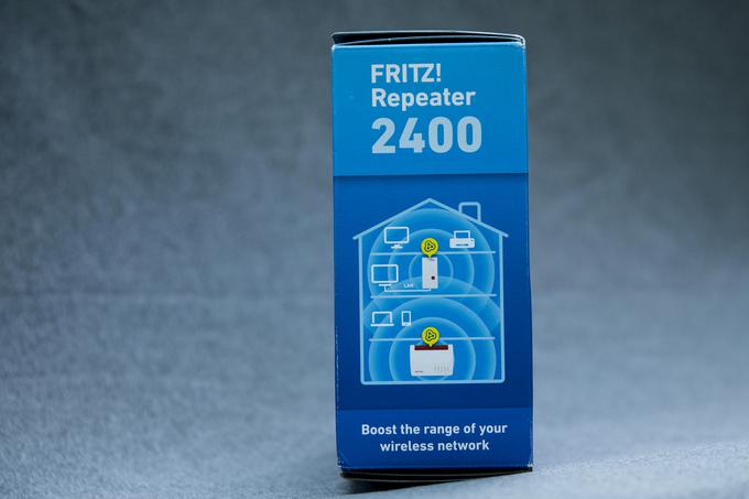 Ojačevalnik FRITZ!Repeater 2400 ima po štiri antene za vsako od dveh frekvenčnih območij (2,4 in pet gigahercev). | Foto: Ana Kovač