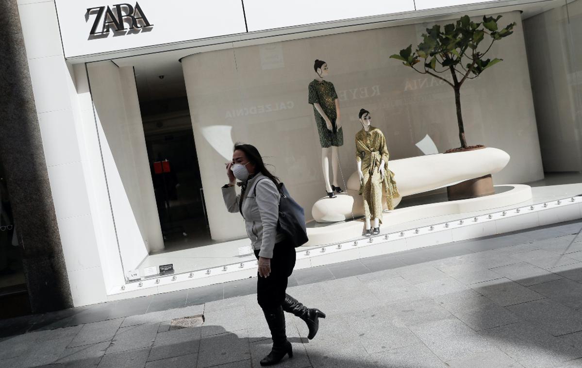 Zara | Ljudje so v zadnjih tednih obrnili hrbet (hitri) modi. | Foto Reuters