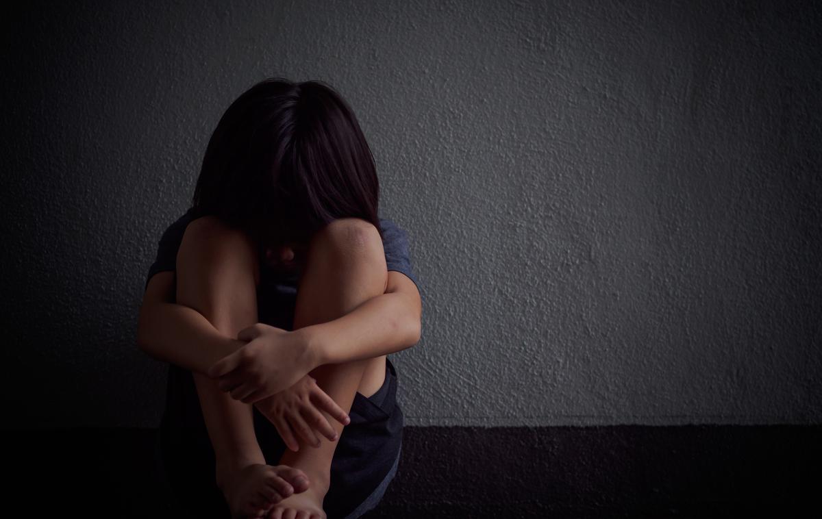 otrok | Preiskave so usmerjene proti osumljencem, ki naj bi posnetke spolnih zlorab otrok prek spletnih omrežij priskrbeli zase ali za druge. (Fotografija je simbolična) | Foto Thinkstock