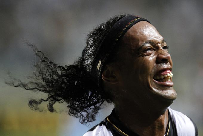 Ronaldinho je na Camp Nouu čaral pet sezon in za Barcelono dosegel skoraj sto zadetkov. | Foto: Reuters