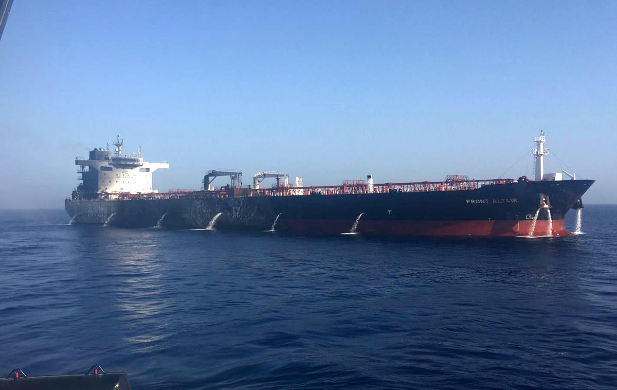 Naftni tanker Front Altair | Foto Reuters