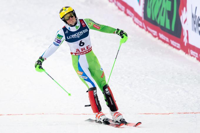 Slalomski odziv, ki nakazuje, da ni bil prepričan, ali bo prikazano dovolj za skok na stopničke. | Foto: Sportida
