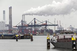 Največje evropsko pristanišče se utaplja v kokainu