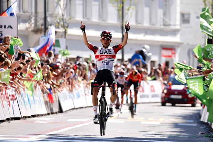 Rafal Majka se je veselil zmage v uvodni etapi dirke Po Sloveniji. Leta 2017 je tudi osvojil slovensko kolesarsko pentljo. | Foto: Vid Ponikvar