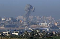 Izrael nadaljuje napade na Gazo; nove žrtve