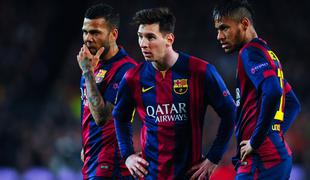Lionel Messi ob proslavi 400. zadetka padel kot kramp (video)