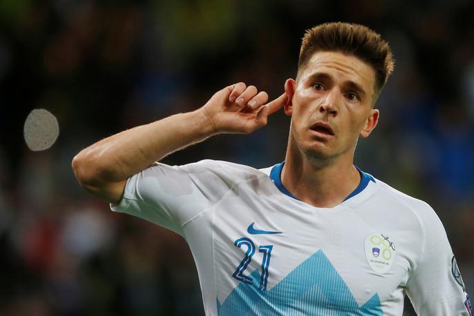 Benjamin Verbič | Benjamin Verbič zaradi poškodbe v tem letu še ni odigral tekme, je pa z Dinamom prvič v karieri postal ukrajinski prvak. | Foto Reuters