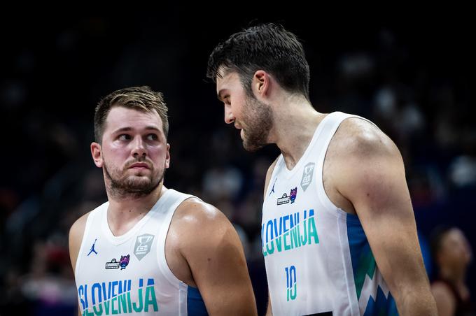 Slovenija : Belgija, slovenska košarkarska reprezentanca, EuroBasket 2022  Luka Dončić Mike Tobey | Foto: Vid Ponikvar/Sportida