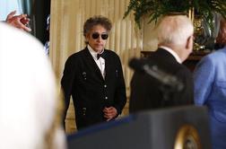 Bob Dylan bo dobil francosko odlikovanje