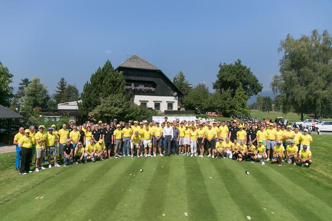 Dobrodelnega golf turnirja so se udeležili tako predstavniki iz športnega kot političnega in poslovnega sveta.  | Foto: 