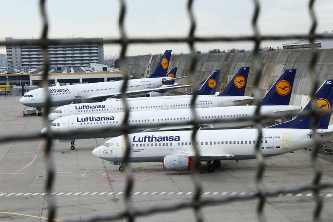 Prejšnji teden je Lufthansa do petka odpovedala 2.618 letov, kar je vplivalo na 315 tisoč potnikov. Vsak dan stavke stane nemškega prevoznika 10 milijonov evrov, trdijo pri Lufthansi. | Foto: Reuters