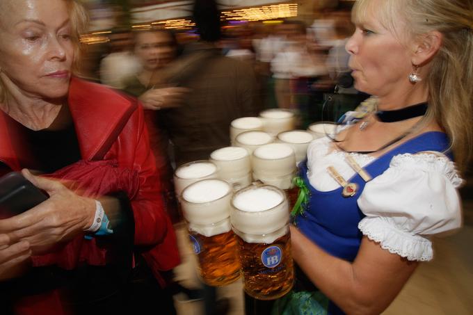 Za liter piva je treba letos odšteti vse tja do 10,70 evra. | Foto: Getty Images