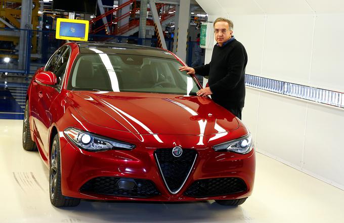 Prvi mož koncerna FCA Sergio Marchionne je je napovedal, da bodo na leto prodali od 75 do 100 tisoč alf giulij. Teh številk oziroma cilja avtomobil še ni dosegel. | Foto: Reuters