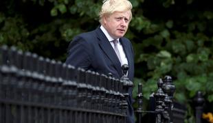 Še en pretres v britanski vladi: odstopil Boris Johnson