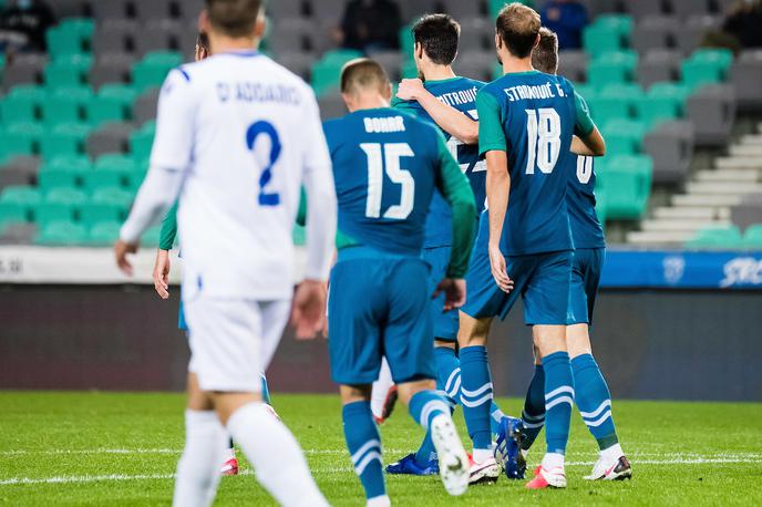 Slovenija : San Marino, slovenska nogometna reprezentanca | Slovence danes čaka obračun s Kosovom. | Foto Grega Valančič/Sportida