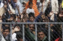 Italijani opozarjajo: balkanska migrantska pot se spet odpira