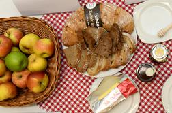 V vrtcih in šolah že devetič jedli tradicionalni slovenski zajtrk
