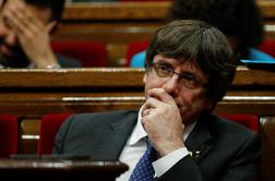 Španija umaknila mednarodni priporni nalog za Puigdemonta