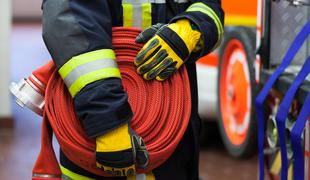 Slovenci najbolj zaupamo gasilcem in malim podjetnikom