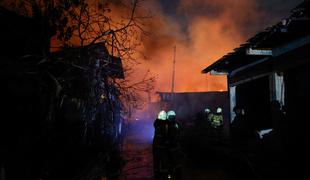 Število žrtev požara v Indoneziji naraslo na 19