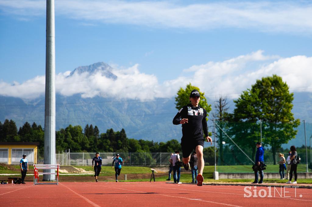Slovenski skakalci trening Kranj